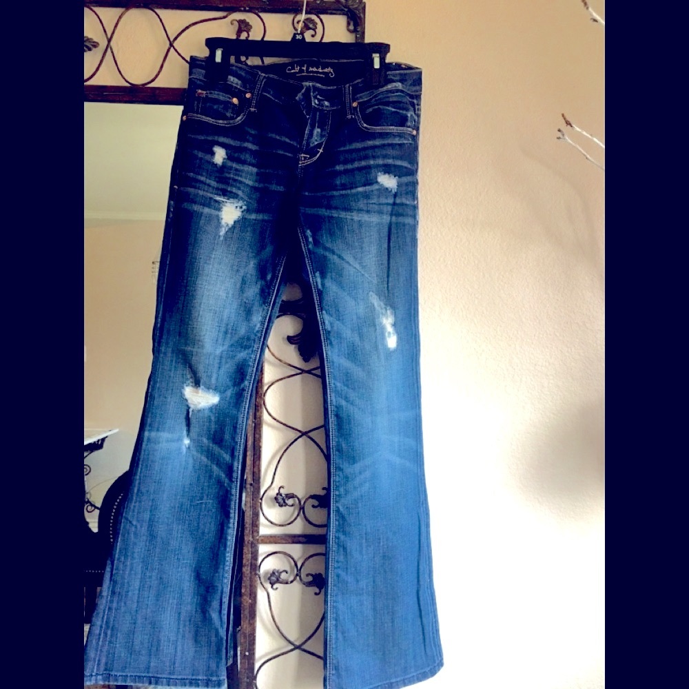 🌺CULT of Individuality stressed jeans